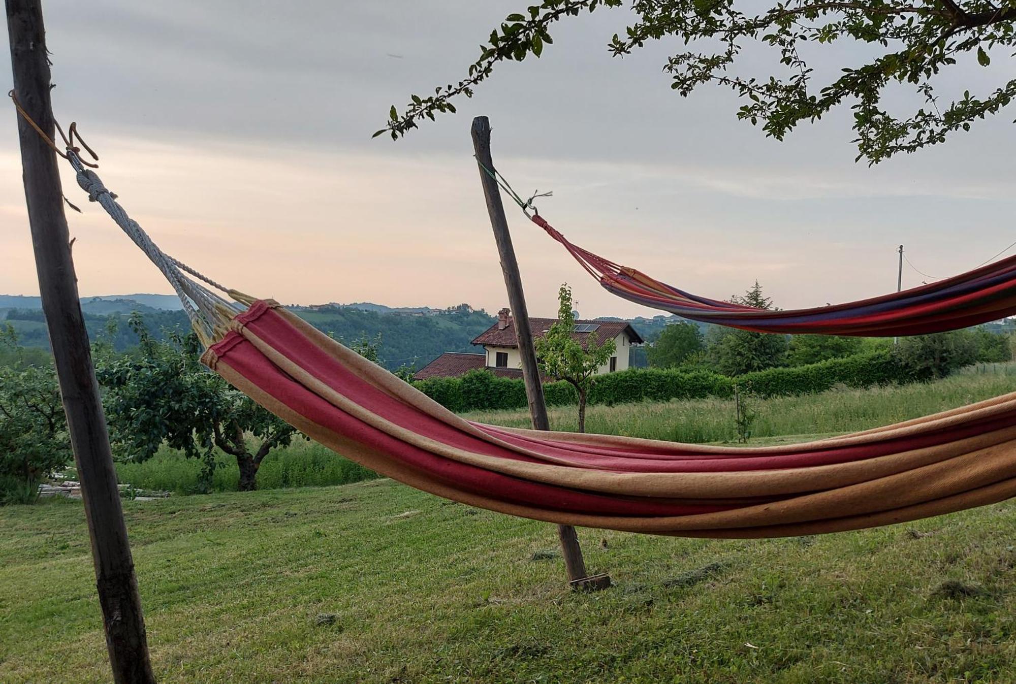 Апартаменты Cascina Nomade - Wine & Scenic Retreat Дольяни Экстерьер фото